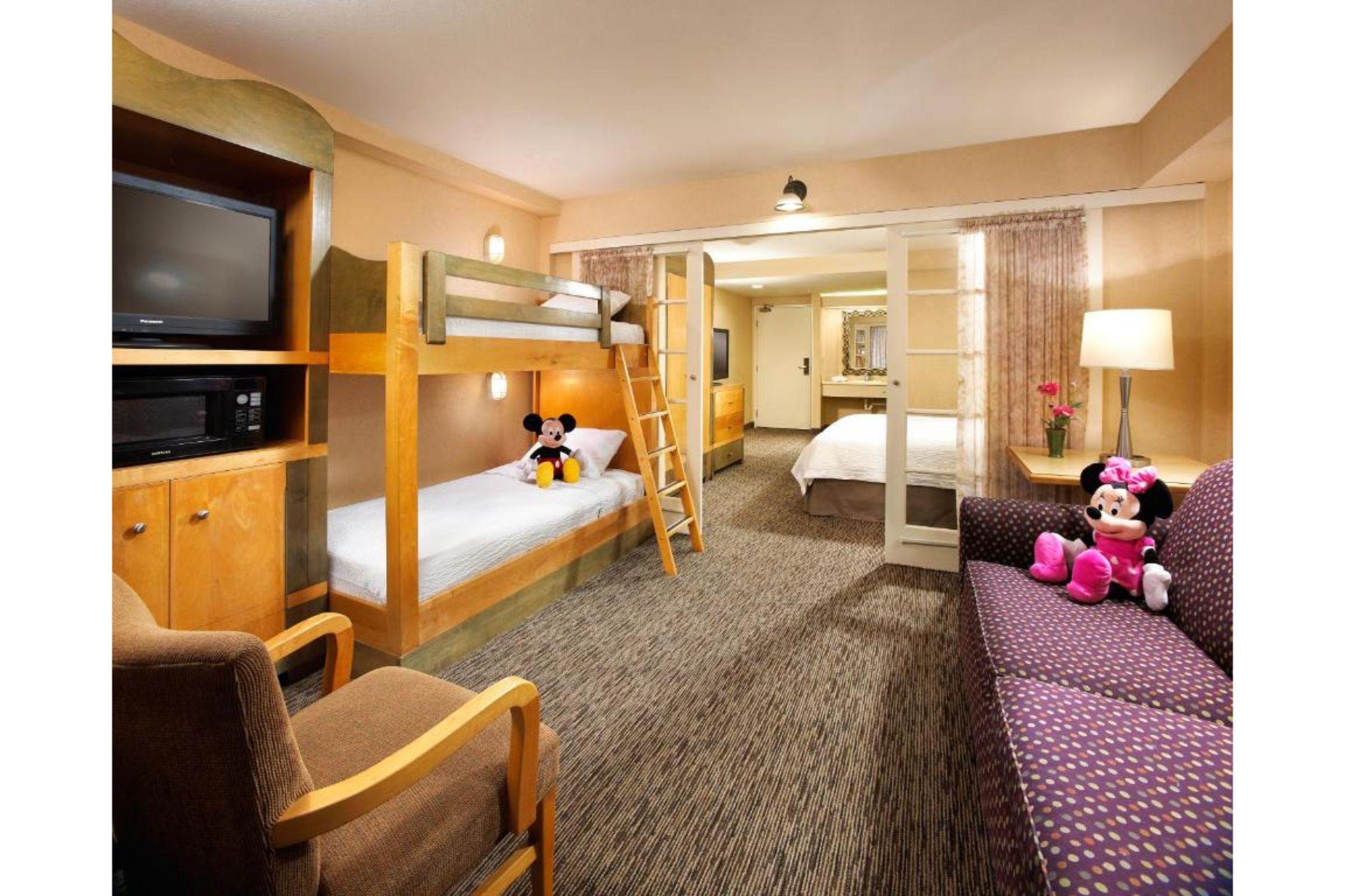 Anaheim Portofino Inn & Suites Exterior foto